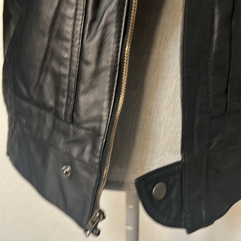 Leather Jacket - Picture 2 of 12